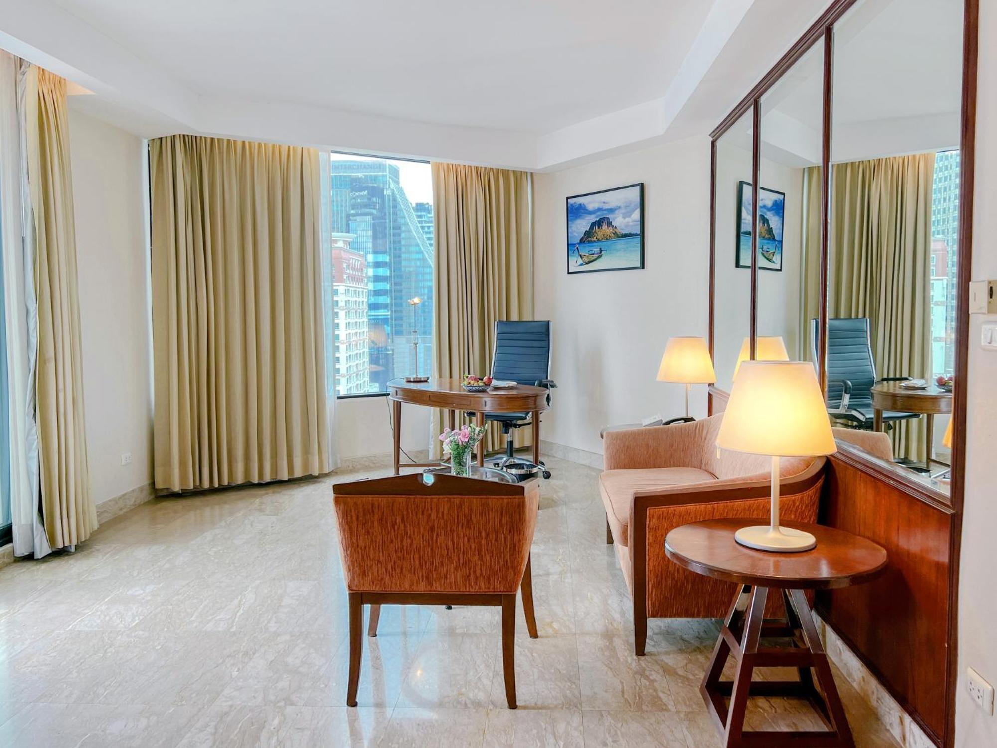 Rembrandt Hotel Bangkok Room photo